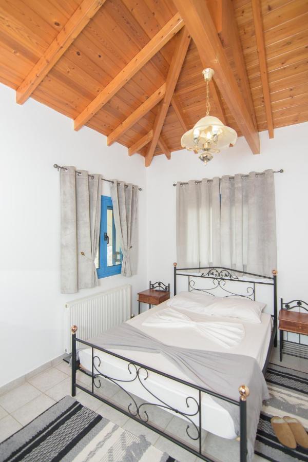 Samian Thalia Apartment Pagondas Kültér fotó